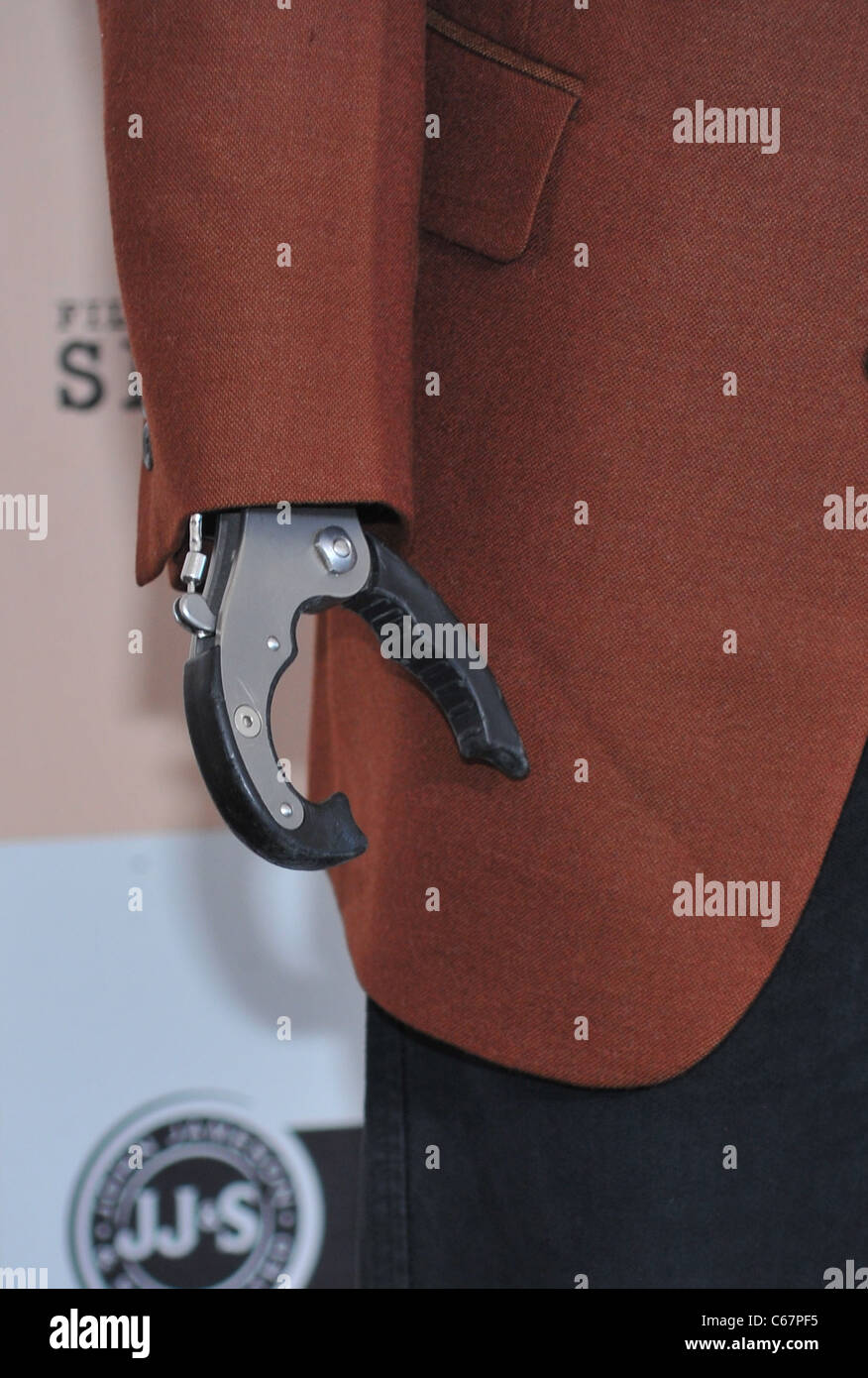 Aron Ralston presso gli arrivi per 2011 Film Independent Spirit Awards - Gli arrivi parte 1, sulla spiaggia, Santa Monica, CA, 26 febbraio Foto Stock