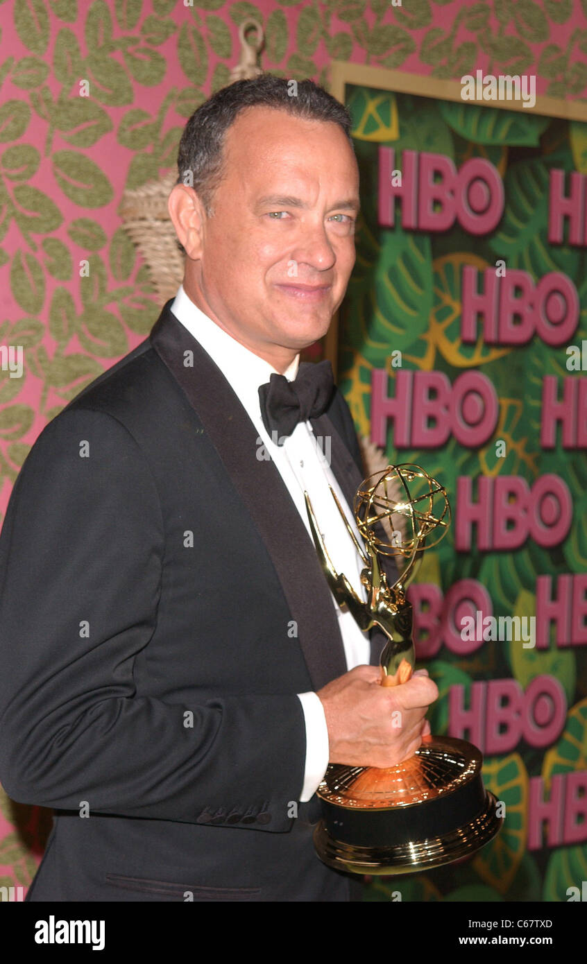 Tom Hanks, Rita Wilson presso gli arrivi per HBO Post-Emmy partito, il Plaza al Pacific Design Center di Los Angeles, CA 29 agosto 2010. Foto di: Tony Gonzalez/Everett Collection Foto Stock