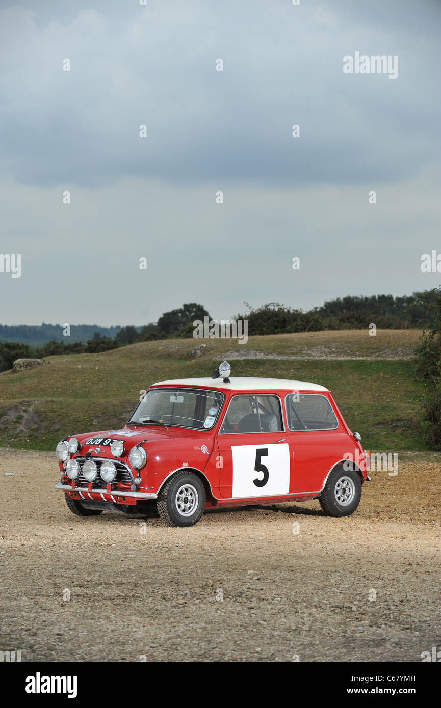 1964 Mini Cooper 1,275s rally saloon la ex works 1965 rac rally e 1966 Scottish vincitore Foto Stock