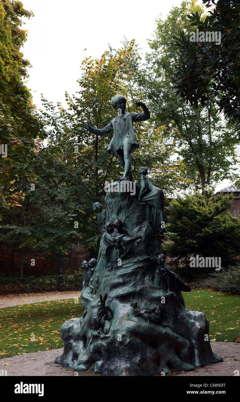 Peter Pan statua nel parco Egmont, Bruxelles Foto Stock