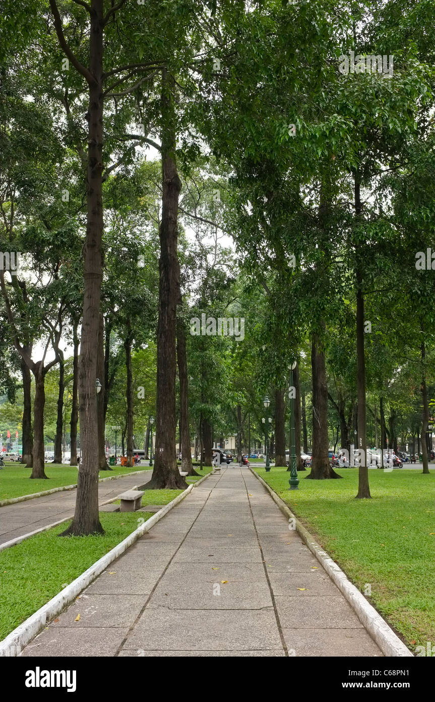 Cong Vien Van Hoa Park nel centro vicino al Palazzo della Riunificazione in Ho Chi Minh City, Vietnam Foto Stock