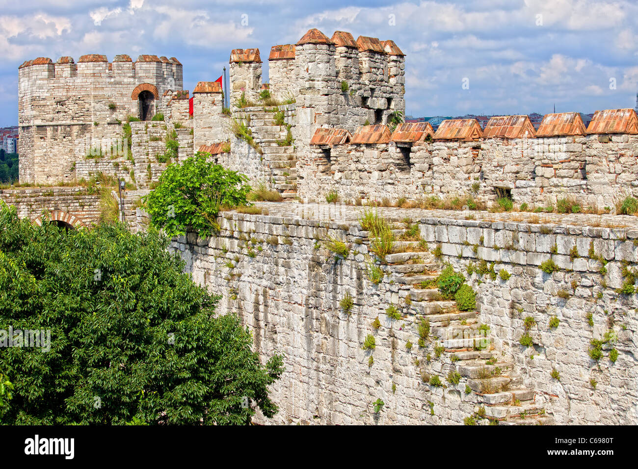 Yedikule Castle (castello di sette torri) pareti bizantina a Istanbul, Turchia. Foto Stock