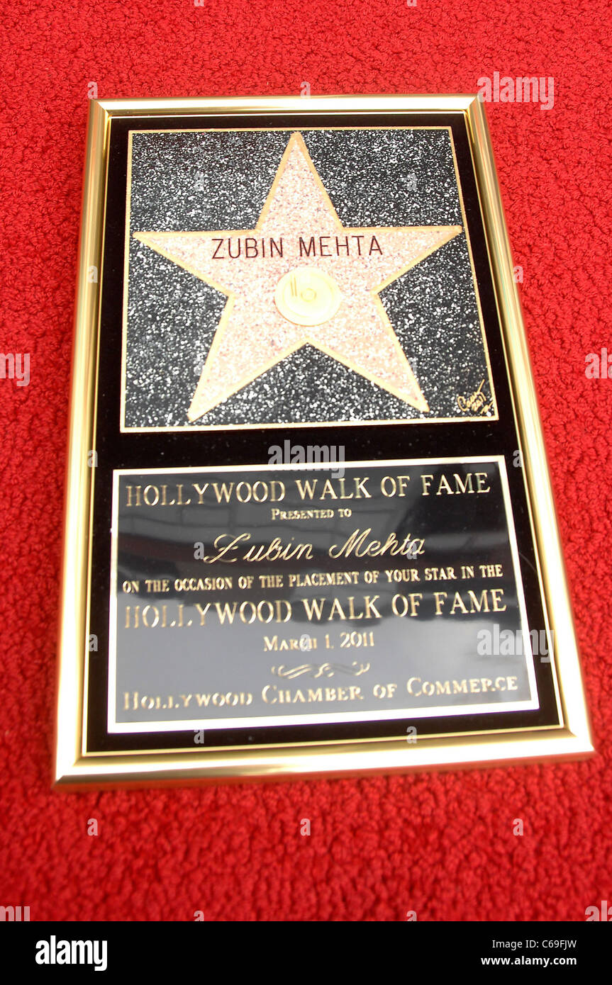 La direzione di Zubin Mehta Star placca alla cerimonia di induzione per la stella sulla Hollywood Walk of Fame cerimonia per la direzione di Zubin Mehta, Vine Street, Foto Stock