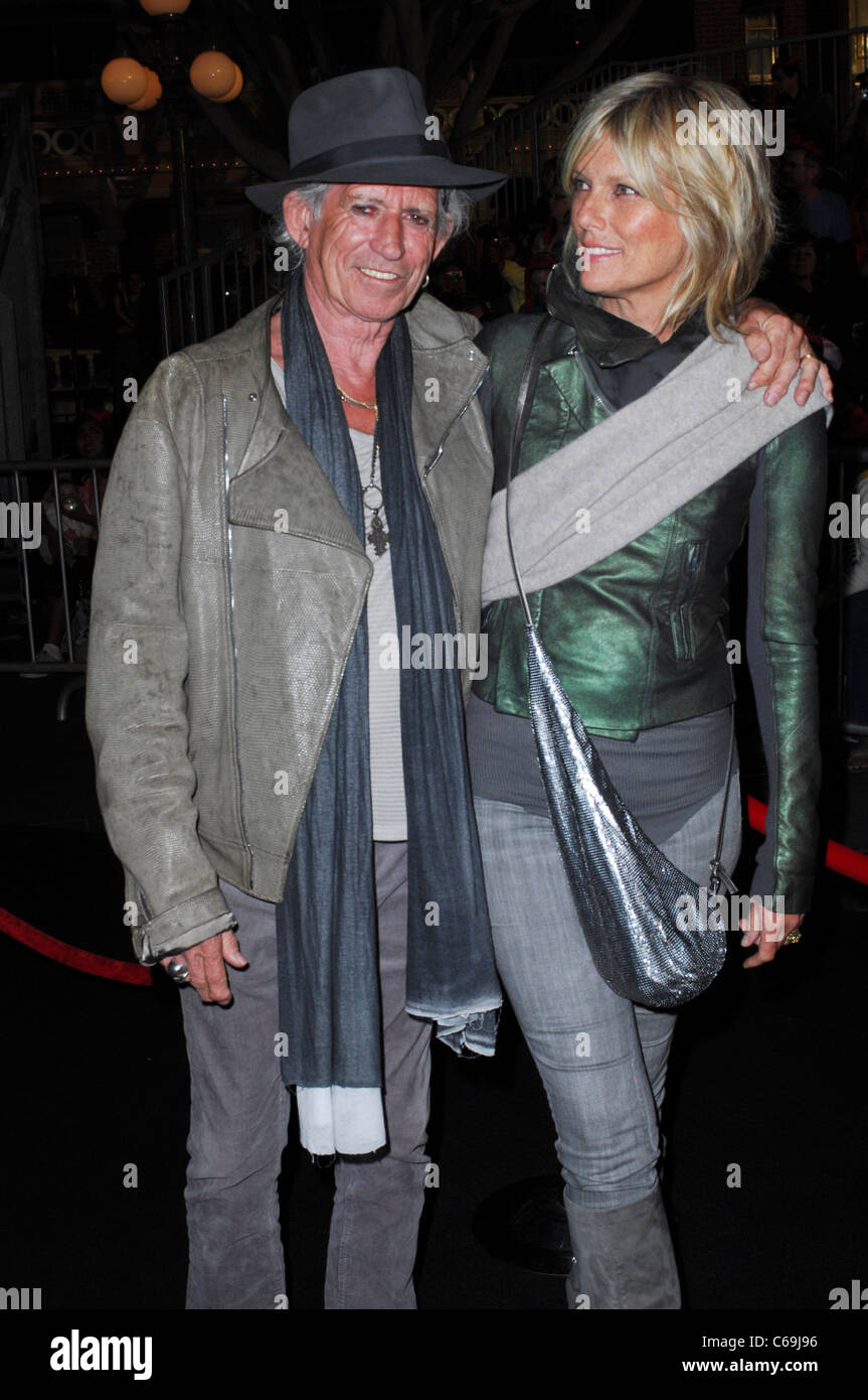 Keith Richards presso gli arrivi per i Pirati dei Caraibi: il forestiero maree Premiere, Disneyland, Anaheim, CA Maggio 7, 2011. Foto Foto Stock