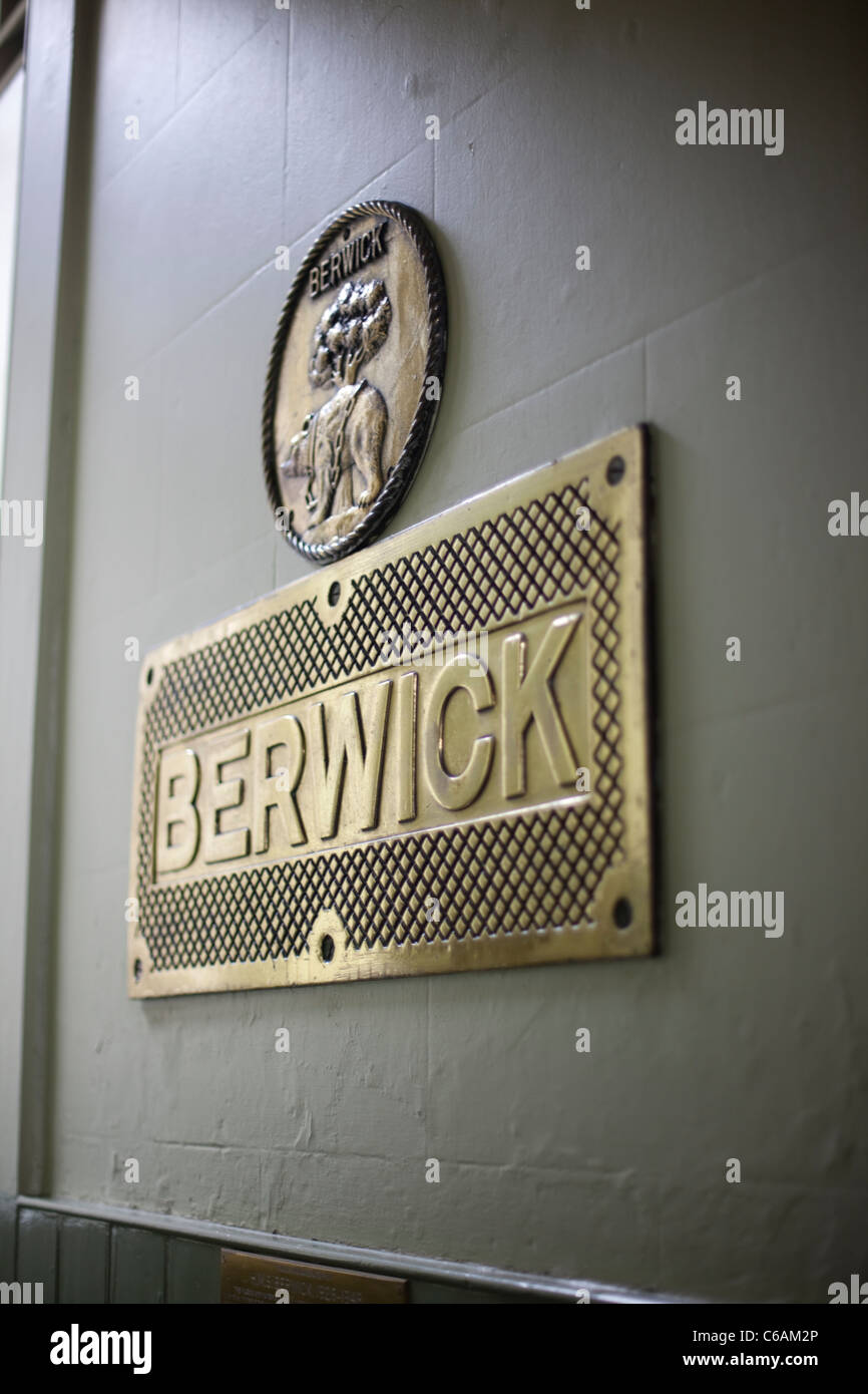 Berwick Municipio segno in ottone Foto Stock