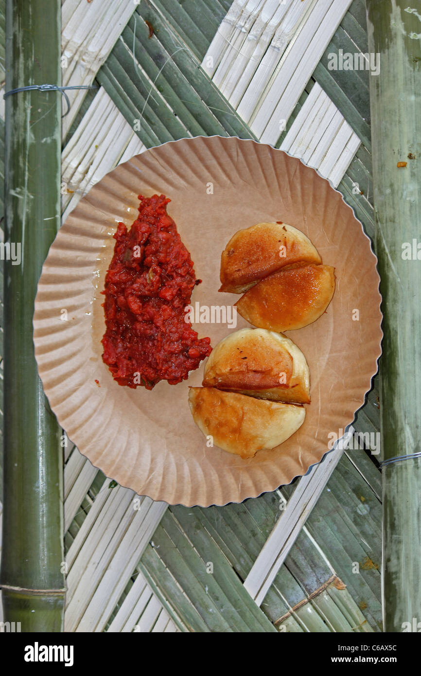Cibo vegetariano, pav bhaji servita con pav, Miao, Arunachal Pradesh, India Foto Stock