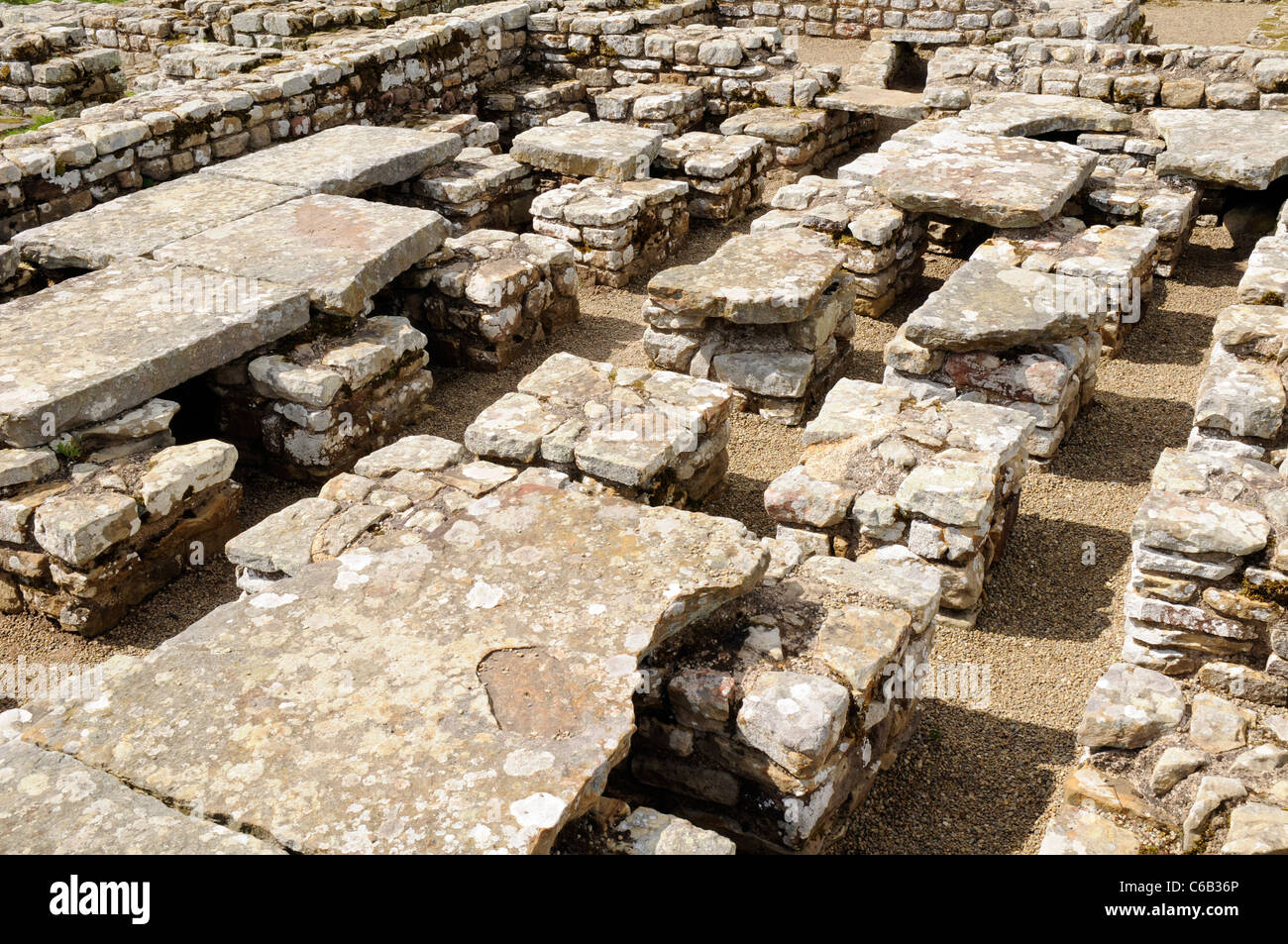 Il Pretorio o comandante della residenza. Rovine romane di Chesters Fort, il vallo di Adriano, Inghilterra. Foto Stock