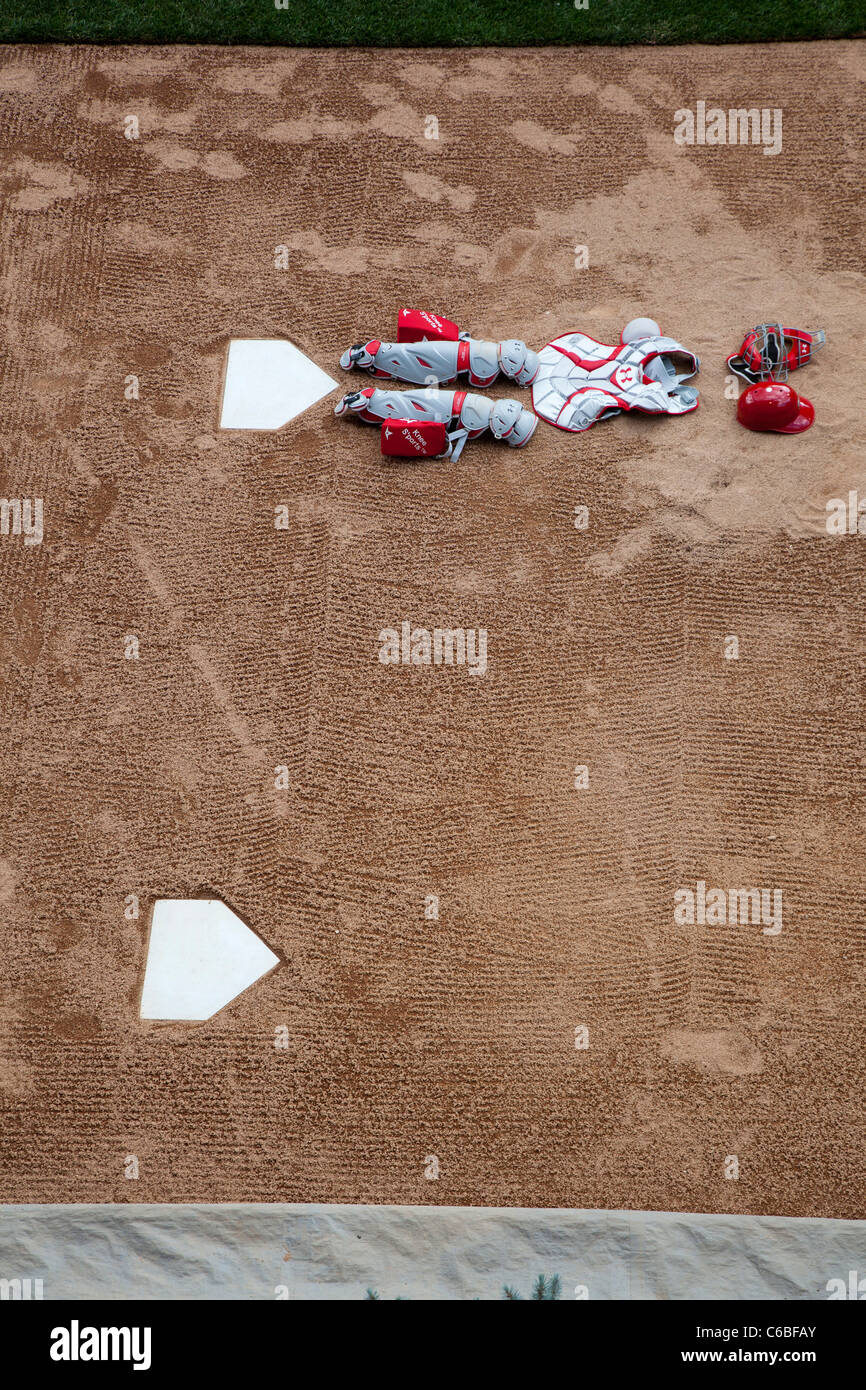 Il baseball Catcher's equipaggiamento protettivo Foto Stock