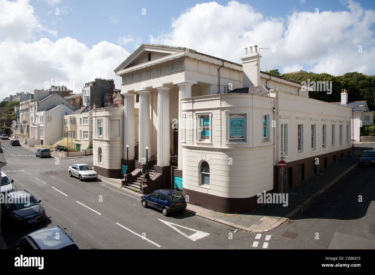 Il gruppo di camere, ex Masonic Hall, Undercliffe, St Leonard sul mare, East Sussex, England, Regno Unito Foto Stock