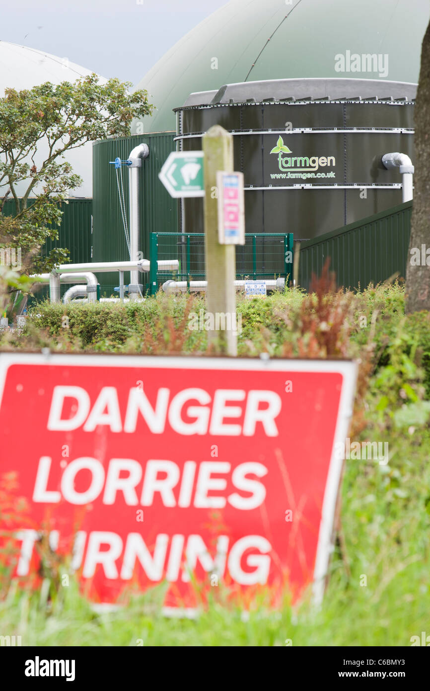 Farmgen,a lato di Carr Agriturismo vicino a warton, Regno Unito, è un biodigester anaerobico che produce elettricità a partire da bio metano Foto Stock