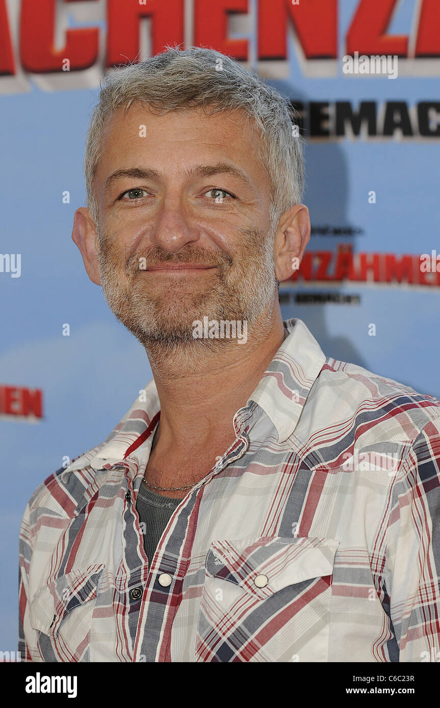 Dominic Raacke alla premiere di 'Drachenzaehmen leicht gemacht' a Cinemaxx Dammtor movie theater. Amburgo, Germania - Foto Stock