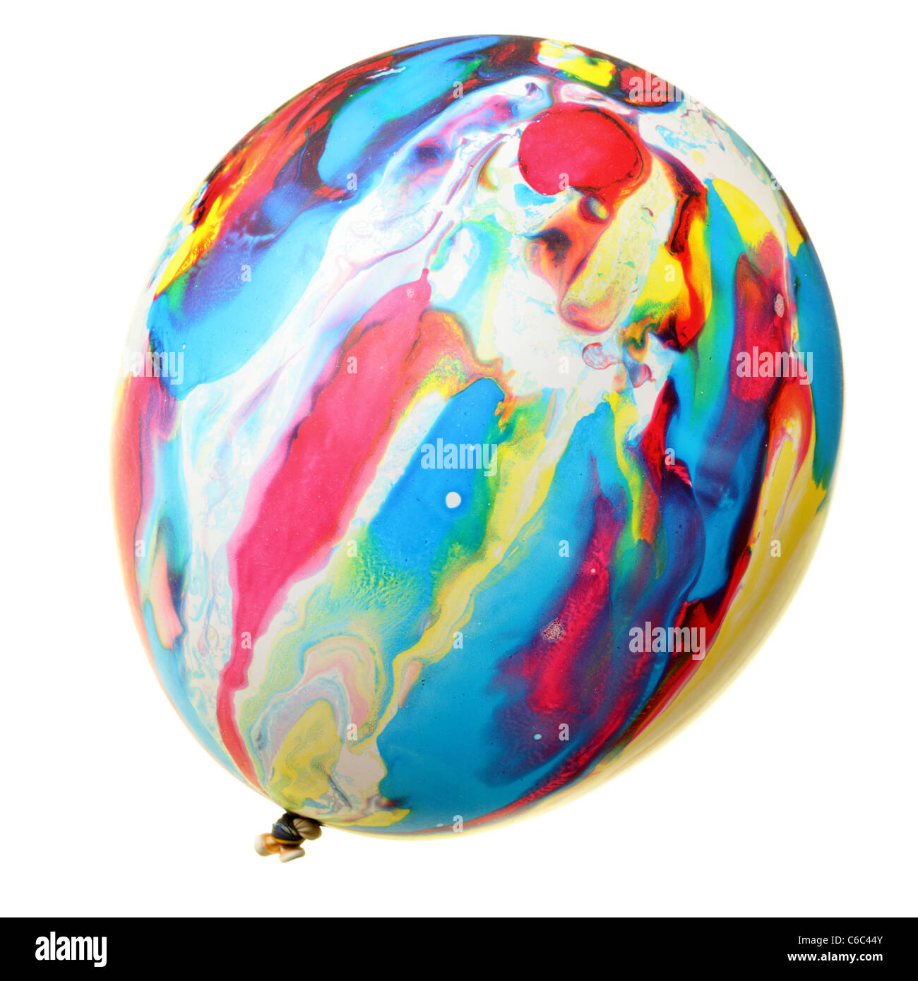 Verniciato colorato palloncino isolato su sfondo bianco Foto Stock