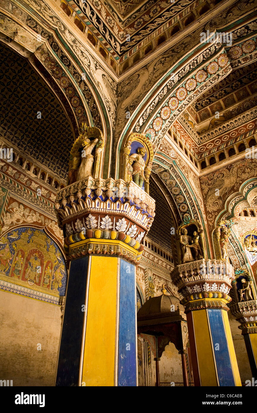 Gli ornati Durbar Hall di Tanjore Palace a Thanjavur, Tamil Nadu, India. Foto Stock