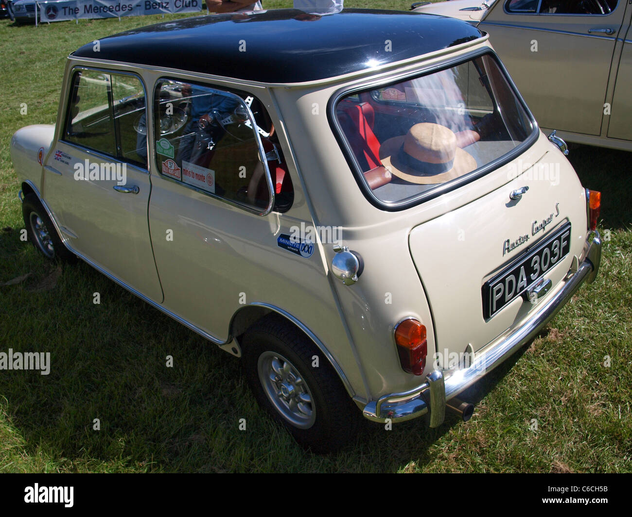 Austin Mini Cooper S una icona britannica un viaggio nel 1967 prese lo scorso anno ad un auto show nel Yorkshire Dales Foto Stock