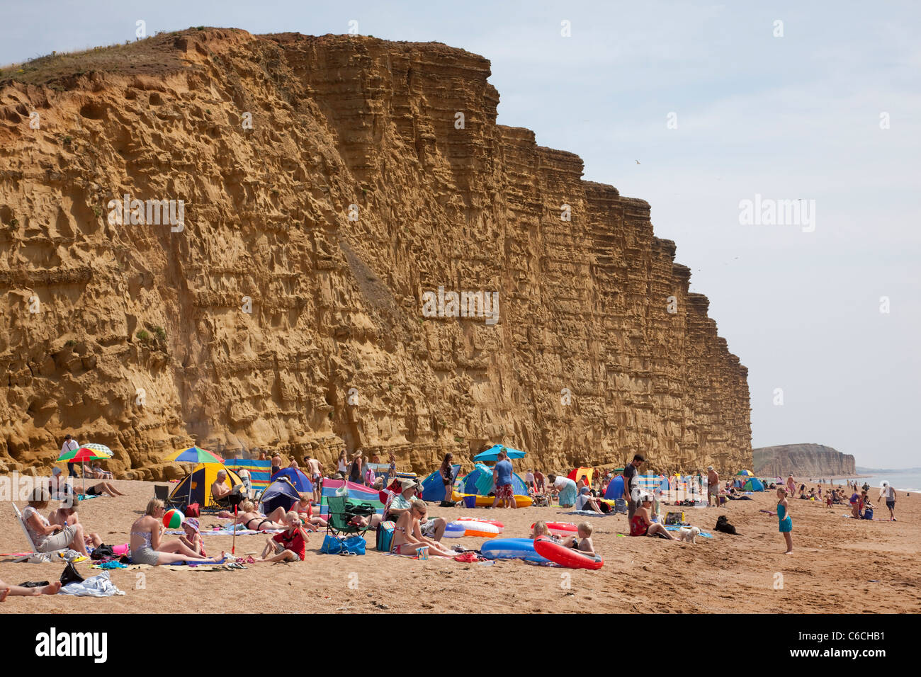 West Bay, precedentemente noto come Bridport porto, situato sul Jurassic Coast in Dorset, Inghilterra. Foto:Jeff Gilbert Foto Stock