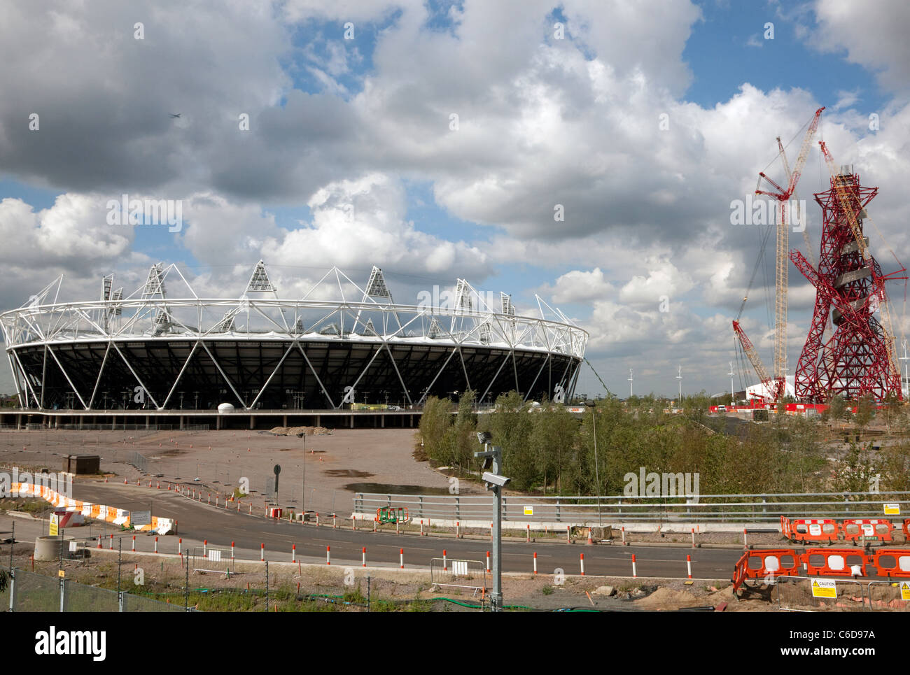 ArcelorMittal Orbit Tower da Stadio Olimpico, Londra si avvicina al completamento Foto Stock