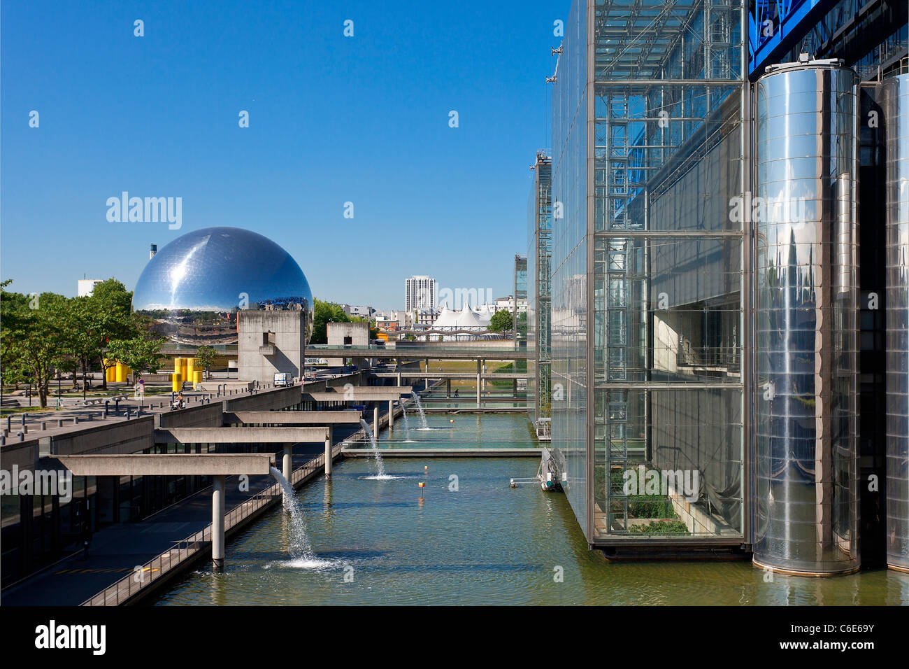 Francia, Parigi (75), la città delle Scienze e dell'Industria di La Villette Park Foto Stock
