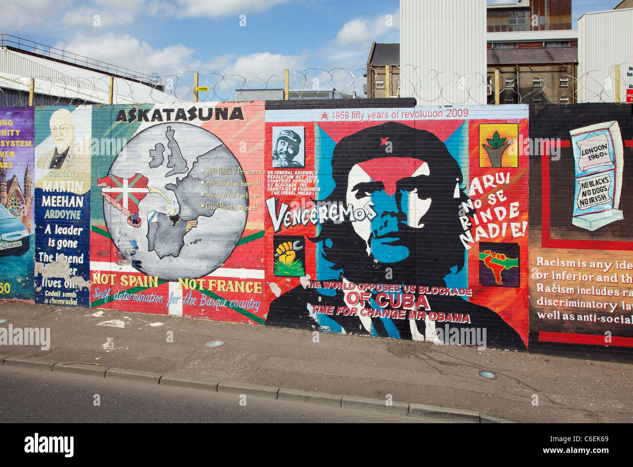 Cuba murale nel Falls Road zona di Belfast, Irlanda del Nord Foto Stock