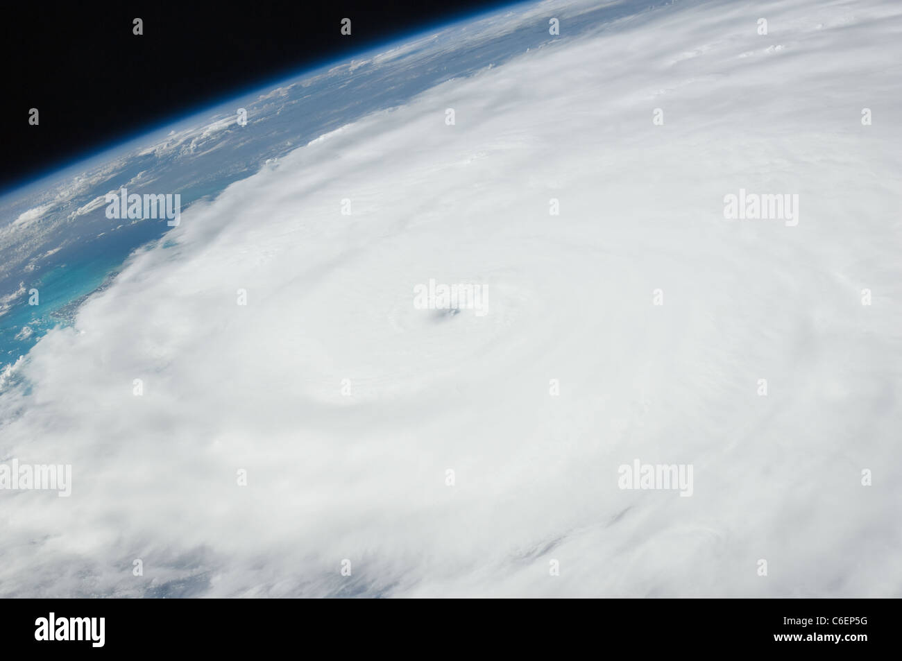 Vista dalla stazione spaziale internazionale dell'Uragano Irene Foto Stock