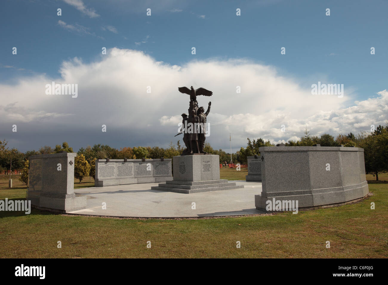 Polacco forze War Memorial, il National Memorial arboretum, alrewas STAFFORDSHIRE REGNO UNITO Foto Stock