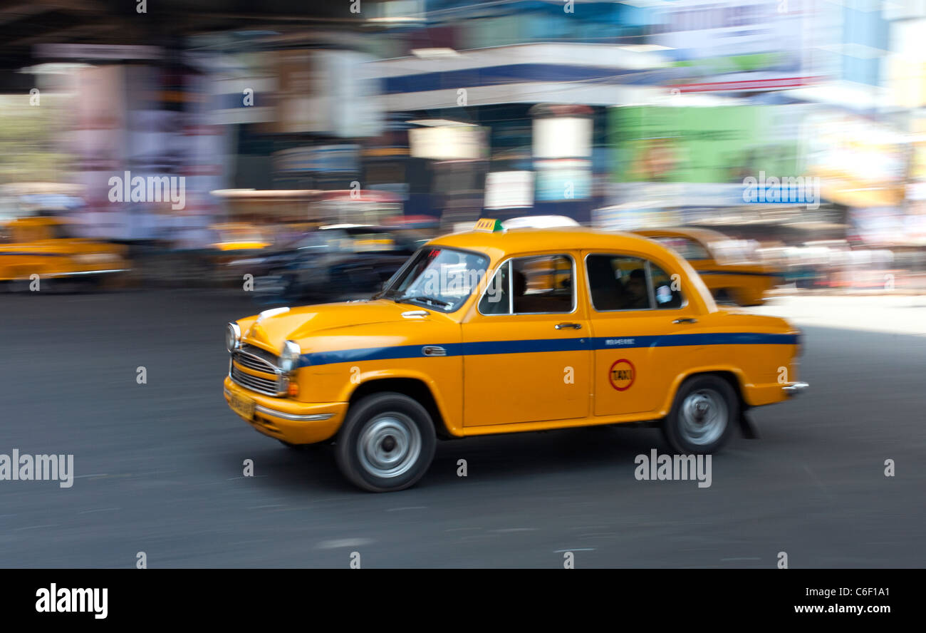 Taxi iconico di Kolkata, India Foto Stock