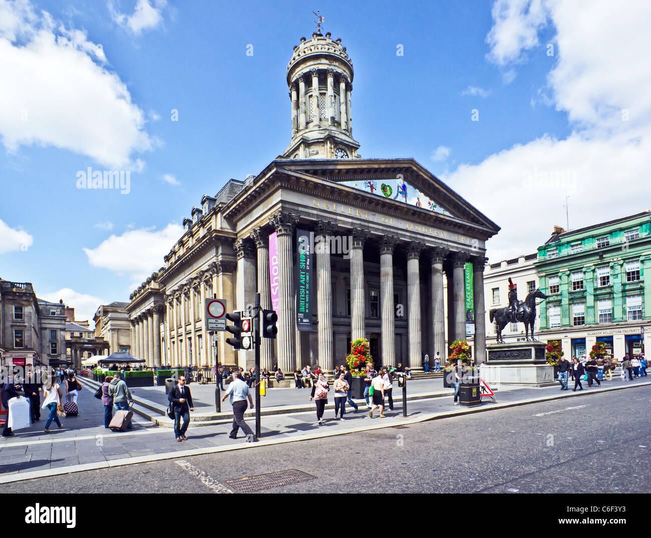Glasgow Galleria di Arte Moderna al Royal Exchange Square Queen Street a Glasgow Scozia Scotland Foto Stock