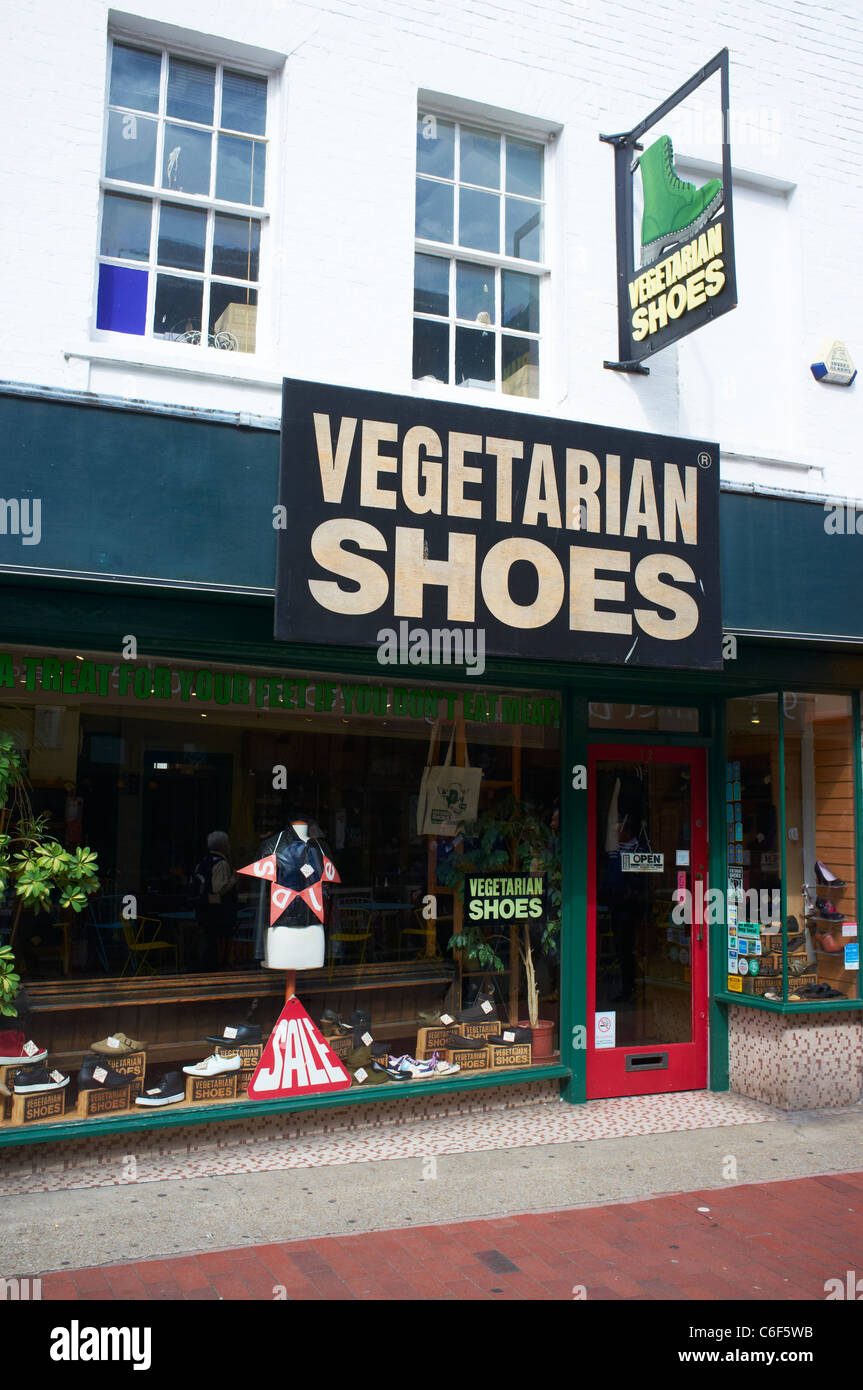 Scarpe vegetariano store Gardner Street Brighton Regno Unito Foto Stock