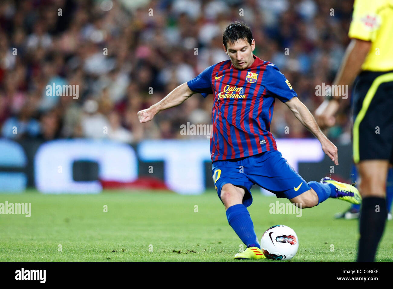 Lionel Messi (Barcellona) giocando per il Trofeo Joan Gamper match tra FC Barcelona 5-0 Napoli. Foto Stock