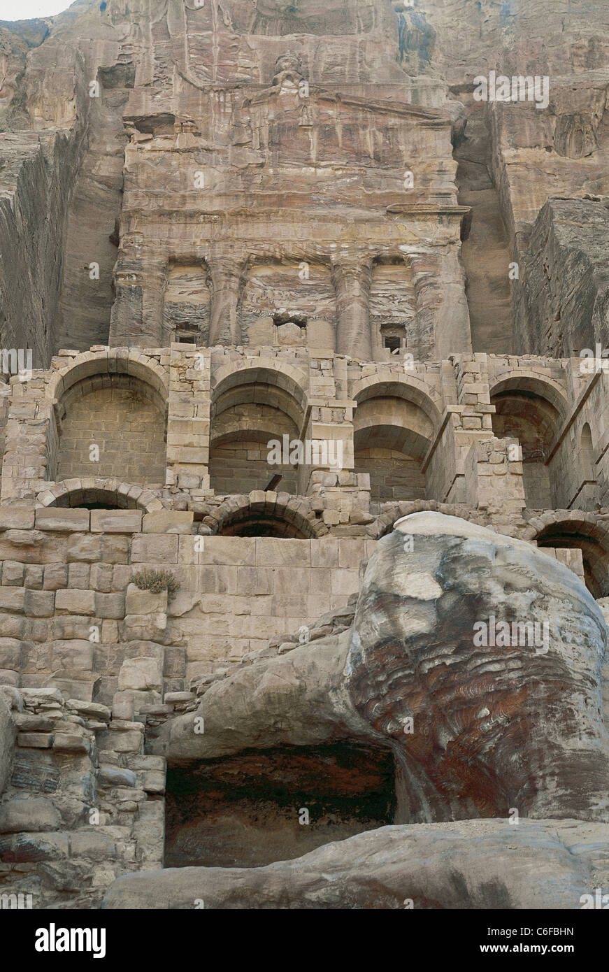 Arte romana. La Giordania. Petra. Urna tomba. Ii e I secolo A.C. Foto Stock