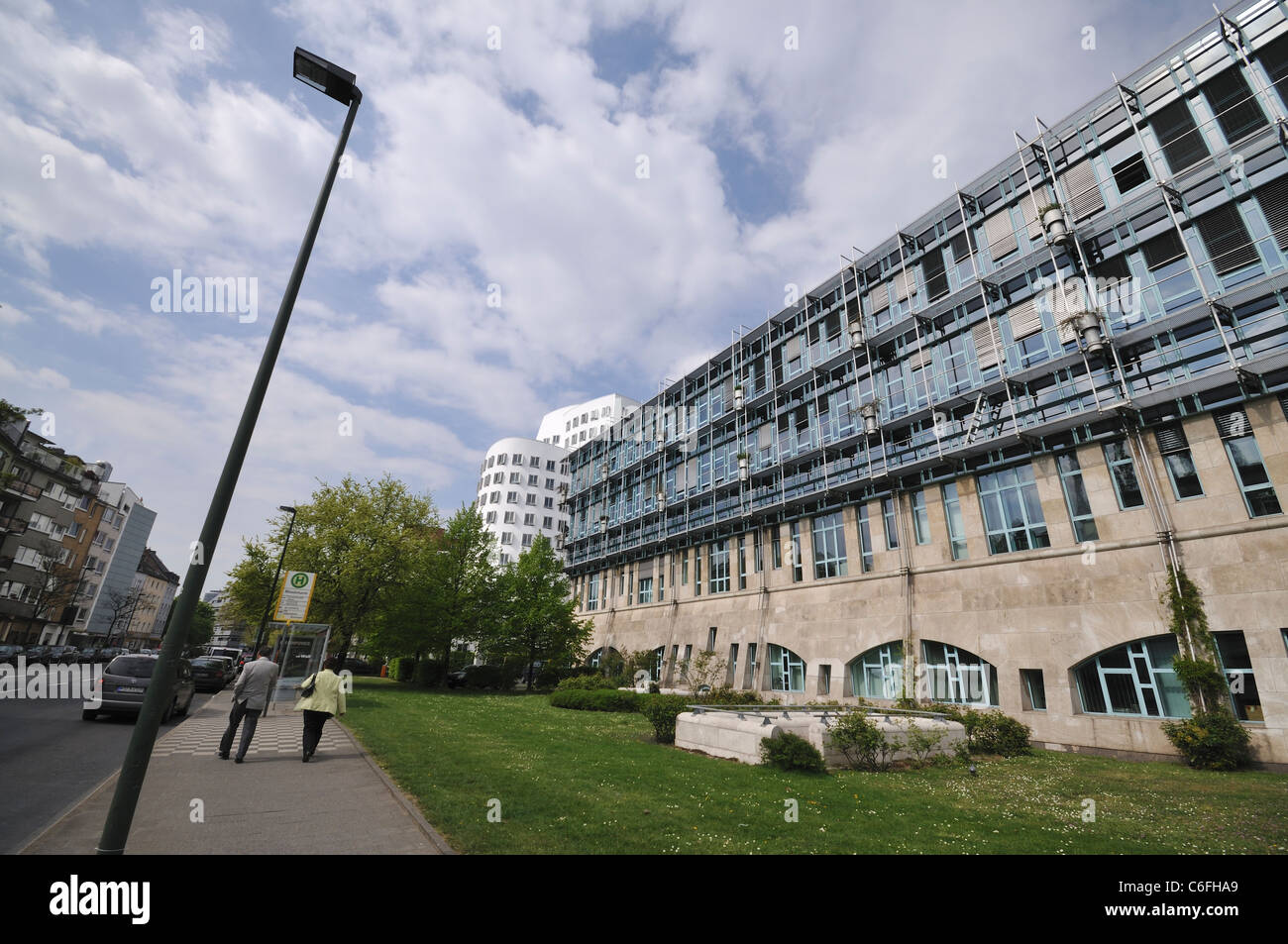 Westdeutscher Rundfunk edificio (1991). Medienhafen. La città di Düsseldorf. Germania. Foto Stock