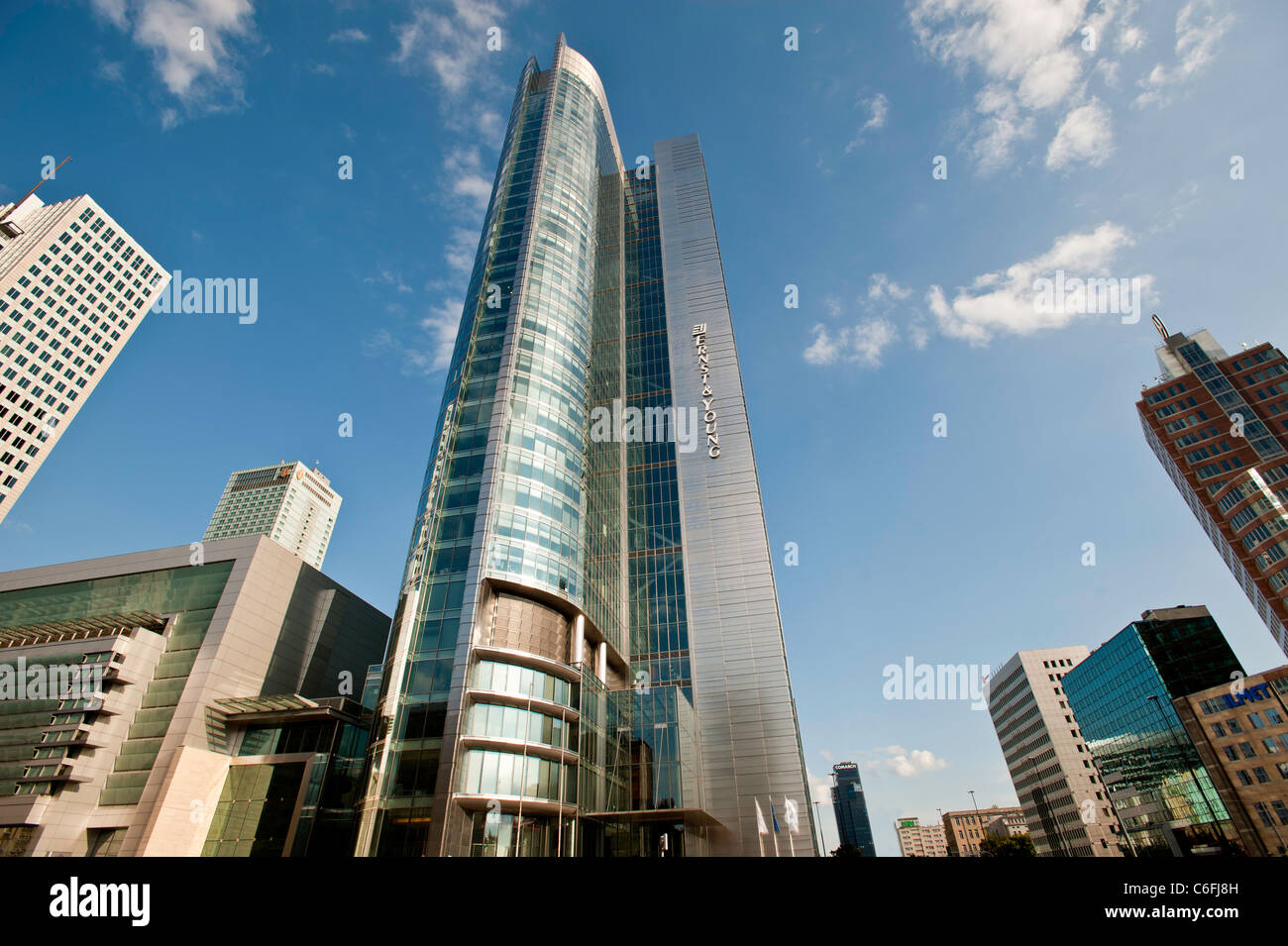 Architettura moderna e contemporanea nel centro di Varsavia, Polonia Foto Stock