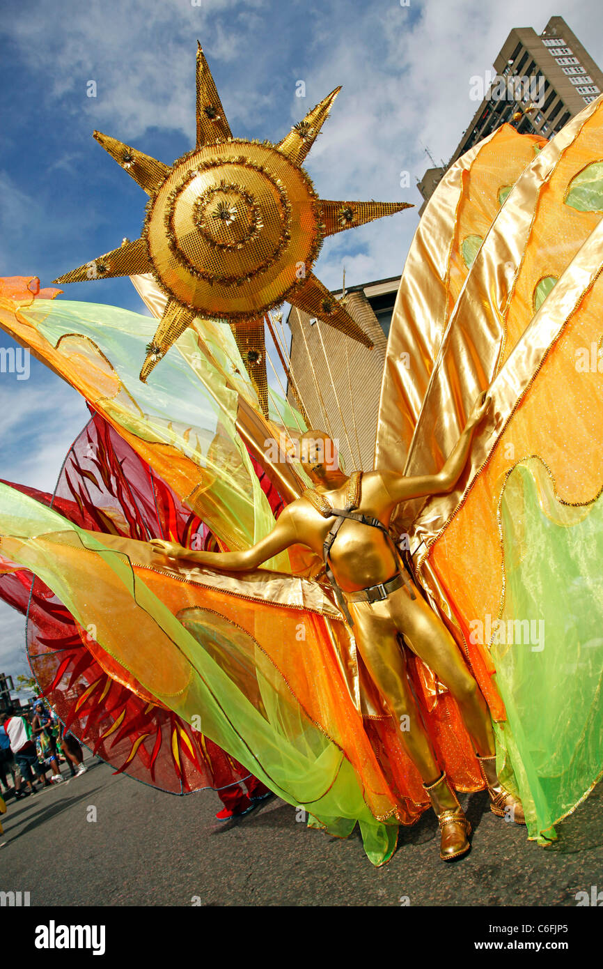 Reveller al carnevale di Notting Hill 2011, Londra, Inghilterra Foto Stock
