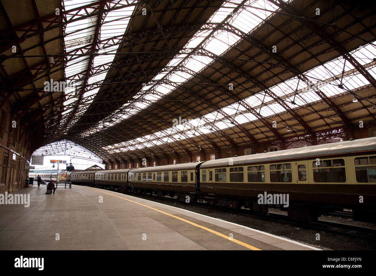 Interno del Bristol Temple Meads Station, Bristol, Inghilterra, Regno Unito Foto Stock