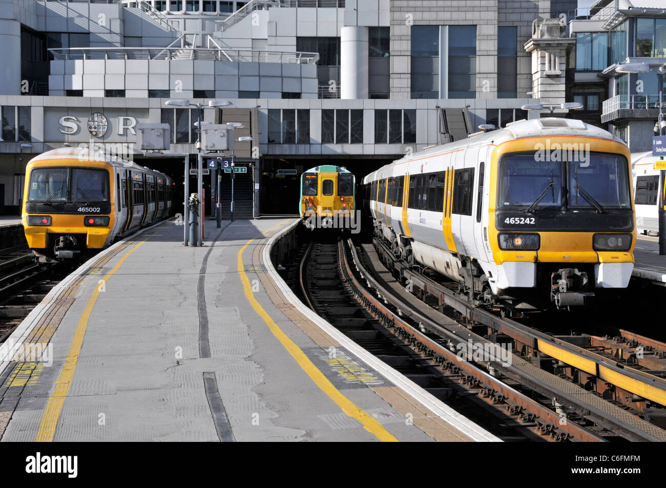 London Charing Cross railway stazione ferroviaria Foto Stock