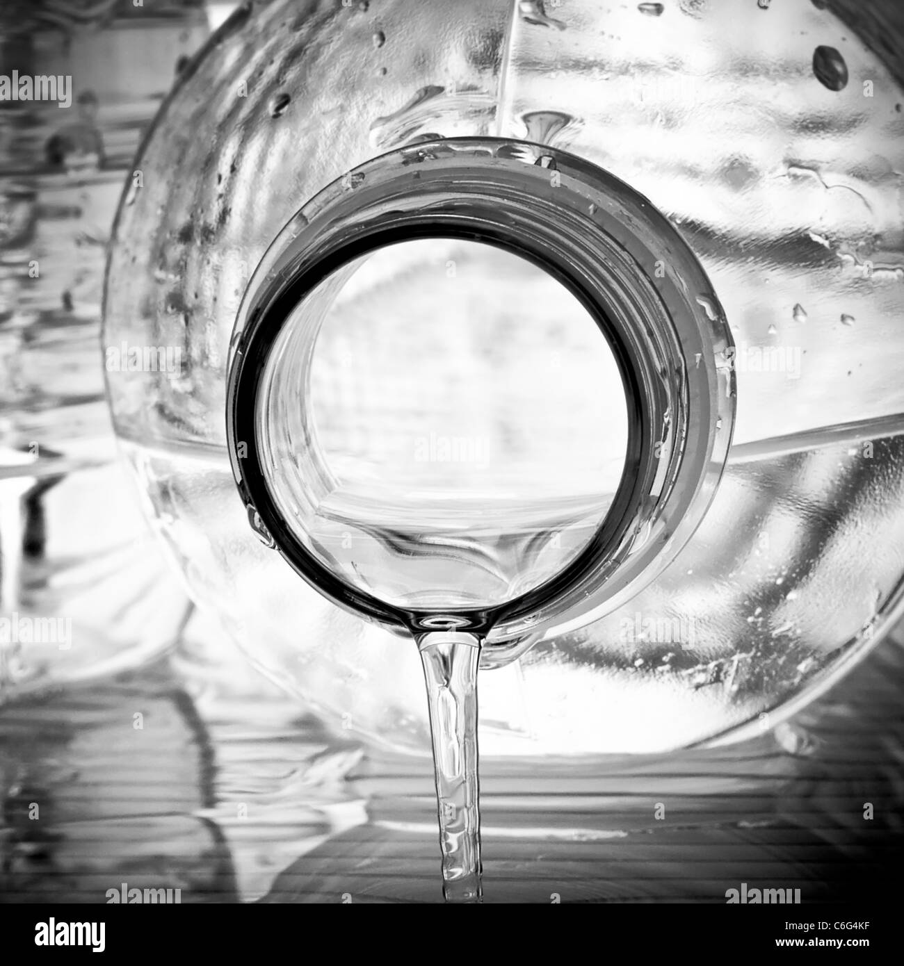 Acqua in bottiglia Foto Stock