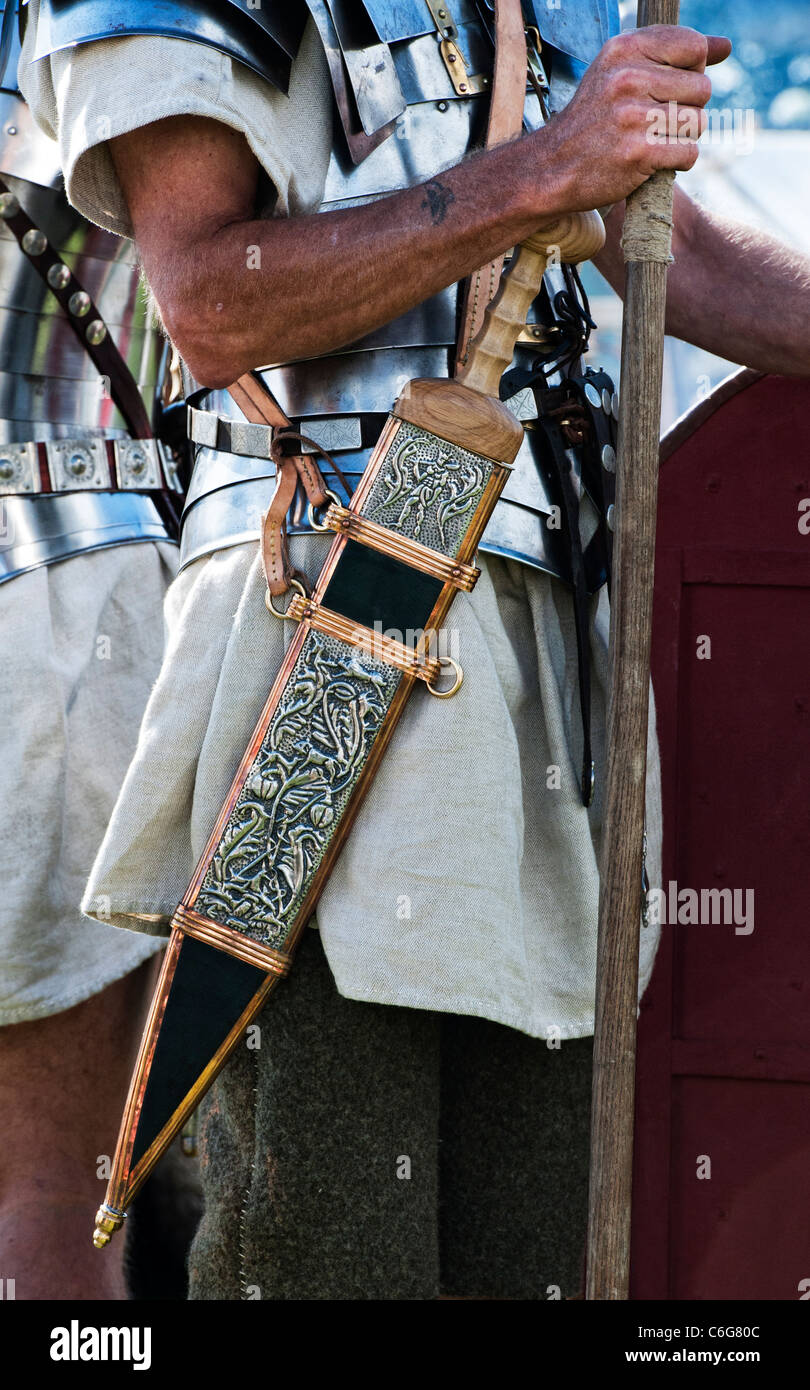 Soldato Romano rievocazione . Uniformi e armi dettaglio Foto Stock