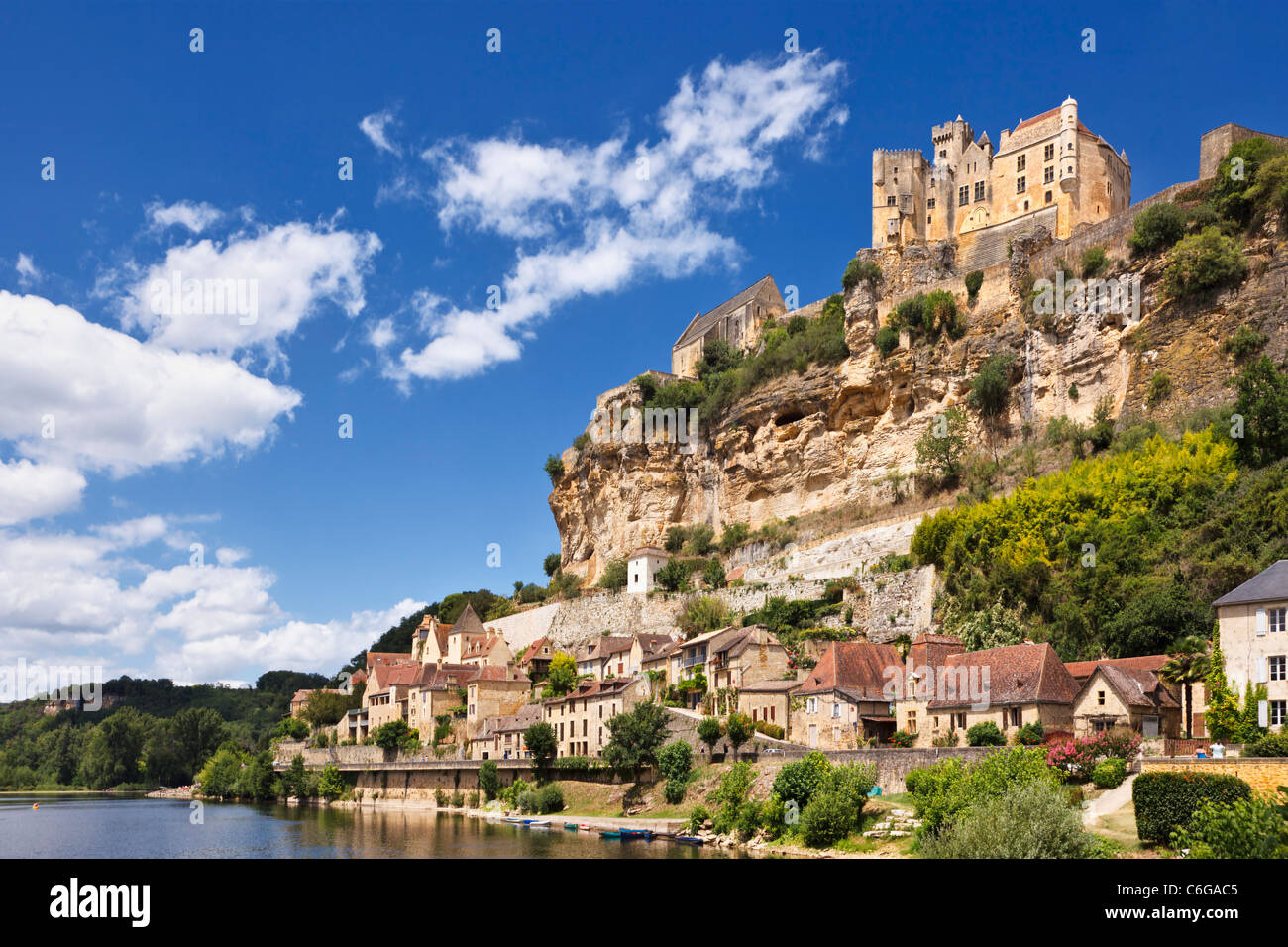 Castello Dordogne - Beynac et Cazenac in Dordogne, in Francia, in Europa in estate Foto Stock