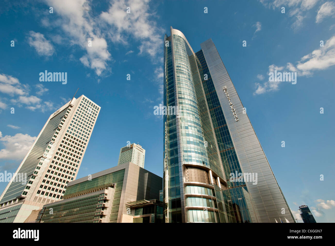 Architettura moderna e contemporanea nel centro di Varsavia, Polonia Foto Stock