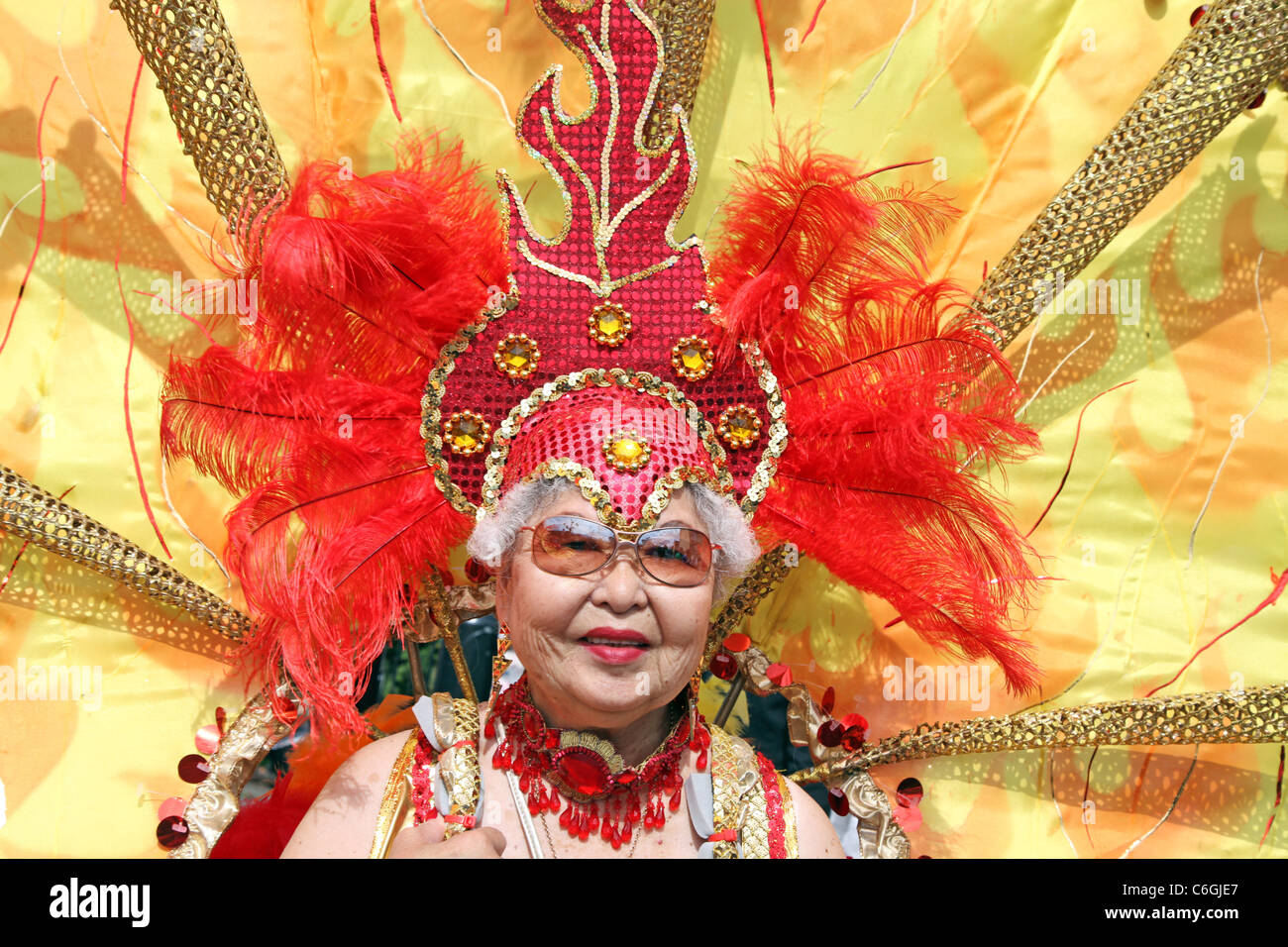Reveller al carnevale di Notting Hill 2011, Londra, Inghilterra Foto Stock