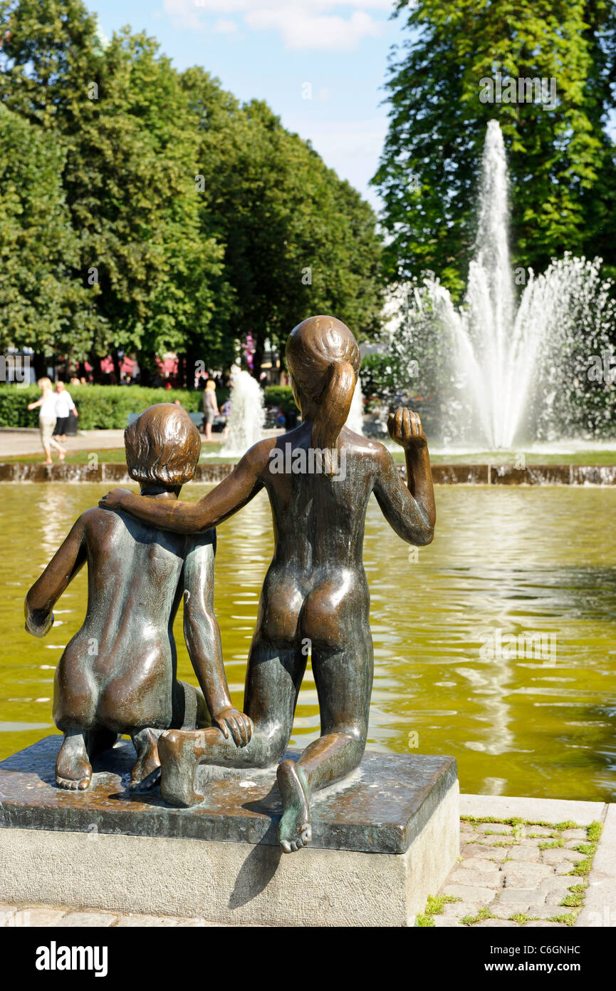 Statue nel centro cittadino di Oslo Foto Stock