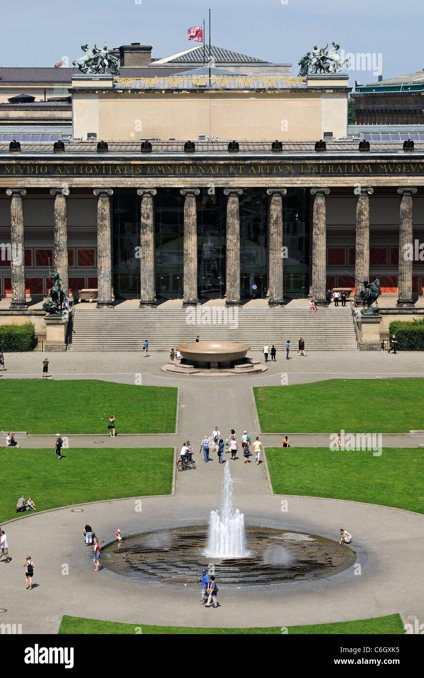 Altes Museum e Lustgarten park, Antikensammlung edificio, l'Isola dei Musei, Patrimonio Mondiale dell Unesco, Berlino, Germania, Europa Foto Stock