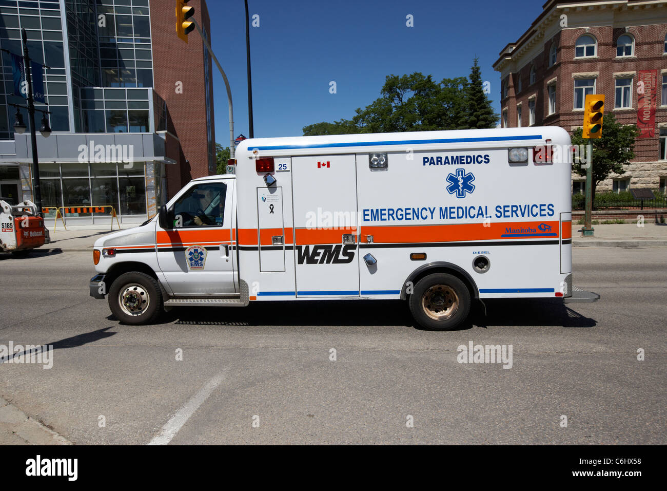 Winnipeg ems ambulanza emergenza paramedici su chiamata Manitoba Canada Foto Stock