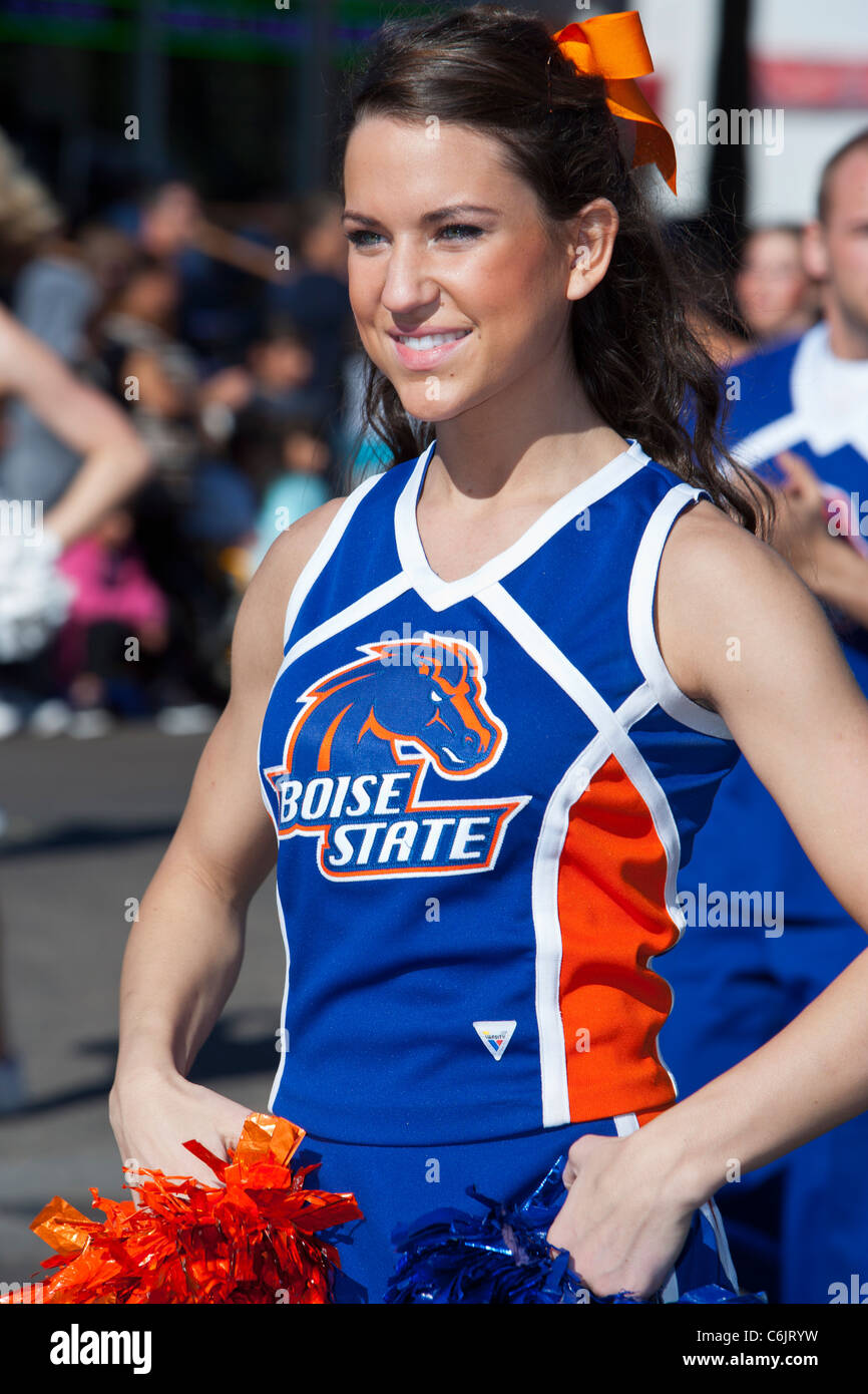 Cheer leader presso il Fiesta Bowl Parade, Phoenix, Arizona, Stati Uniti d'America Foto Stock