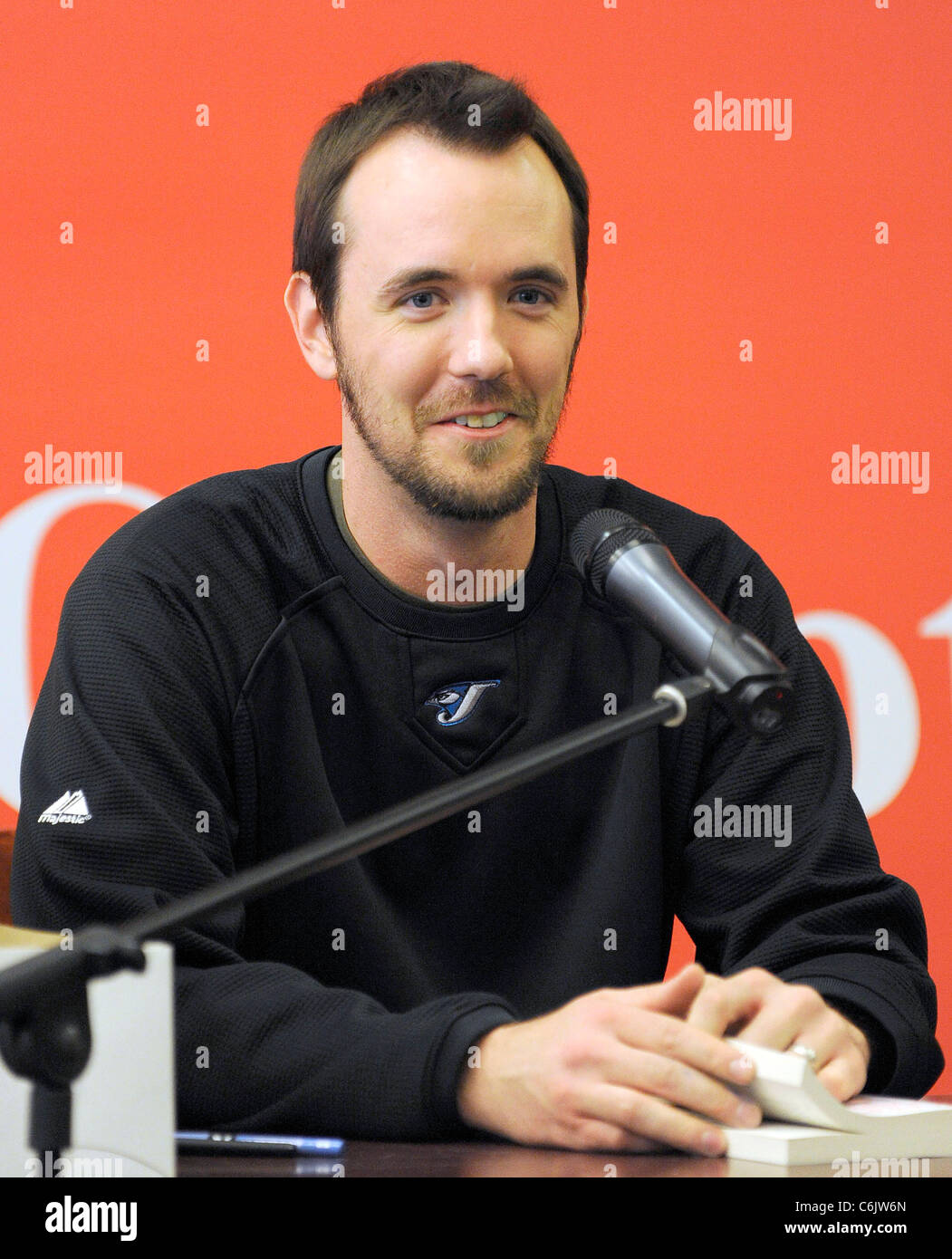 MLB Brocca Dirk Von Hayhurst del Toronto Bluejays, promuovendo il suo nuovo libro "Il Bullpen Vangeli presso il Festival di capitoli Foto Stock