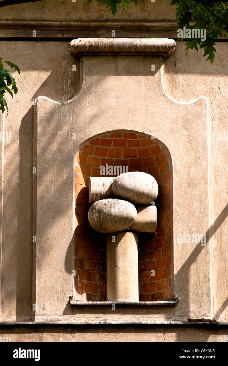 Arte moderna progettazione sul muro, Città Vecchia, Varsavia, Polonia Foto Stock