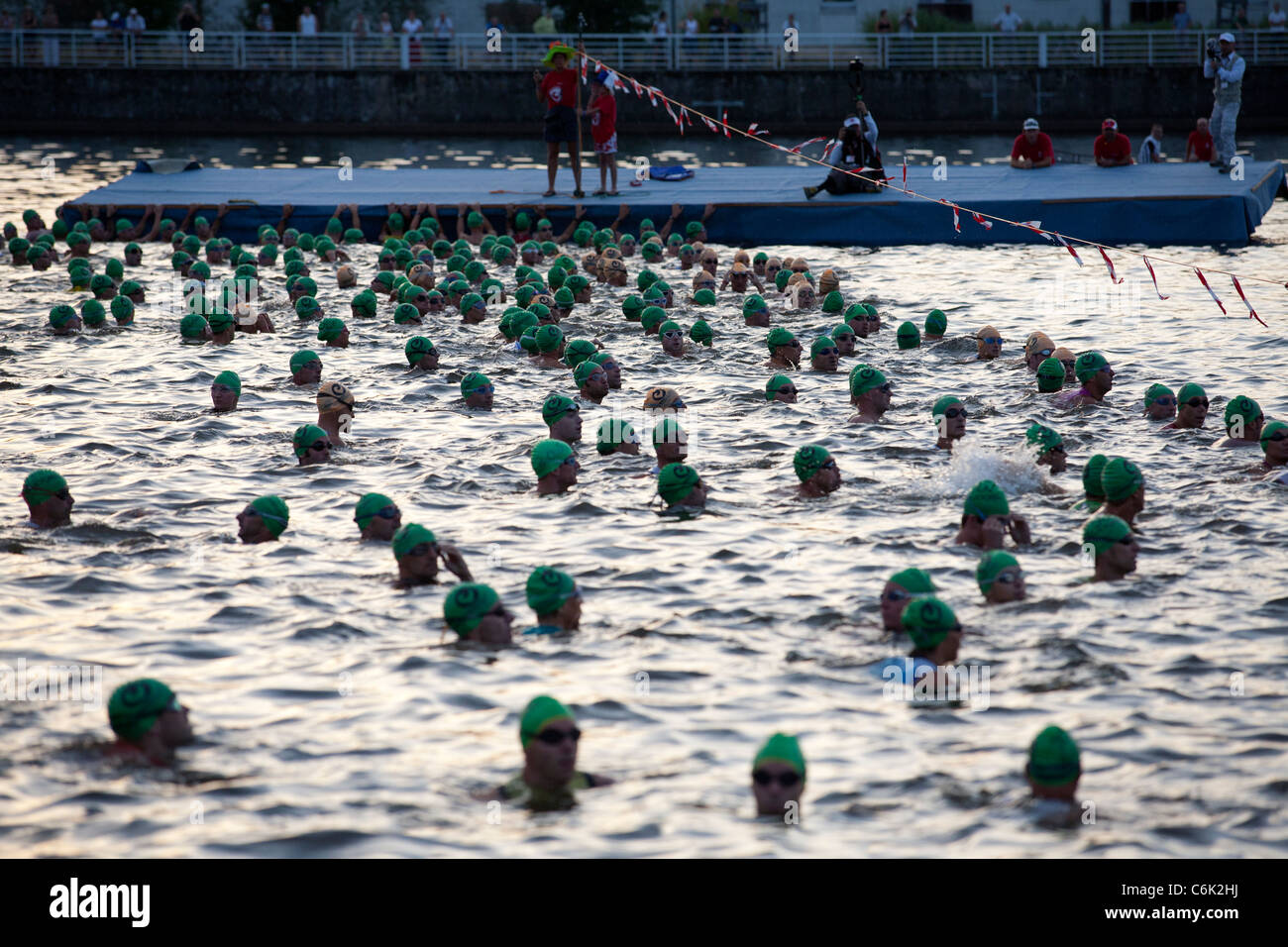 La Vichy a lunga distanza gara di triathlon (Allier - Francia). Triathlon longue distanza de tipo Ironman, à Vichy (Allier - Francia). Foto Stock