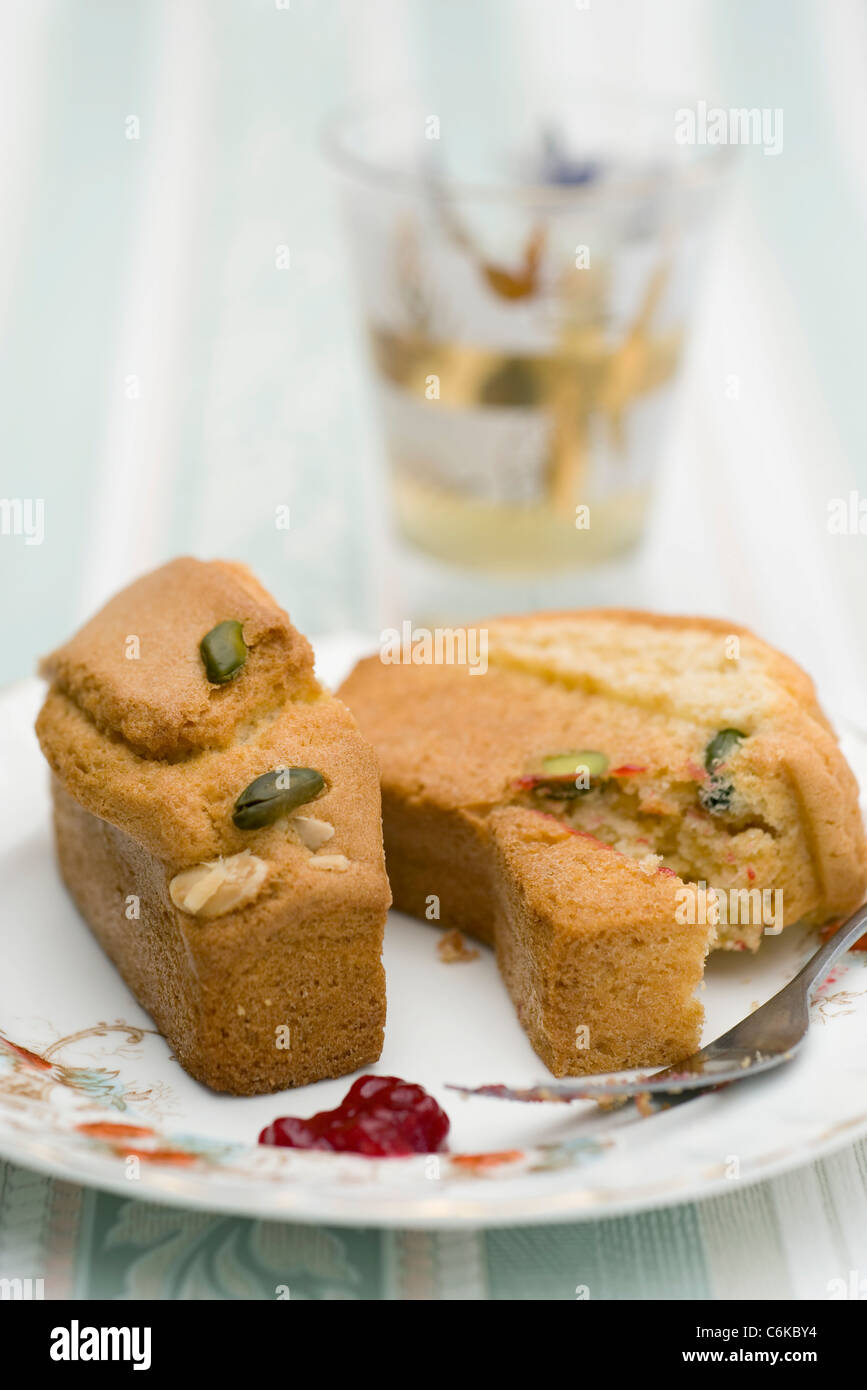 Il pistacchio e mandorla mini pani Foto Stock