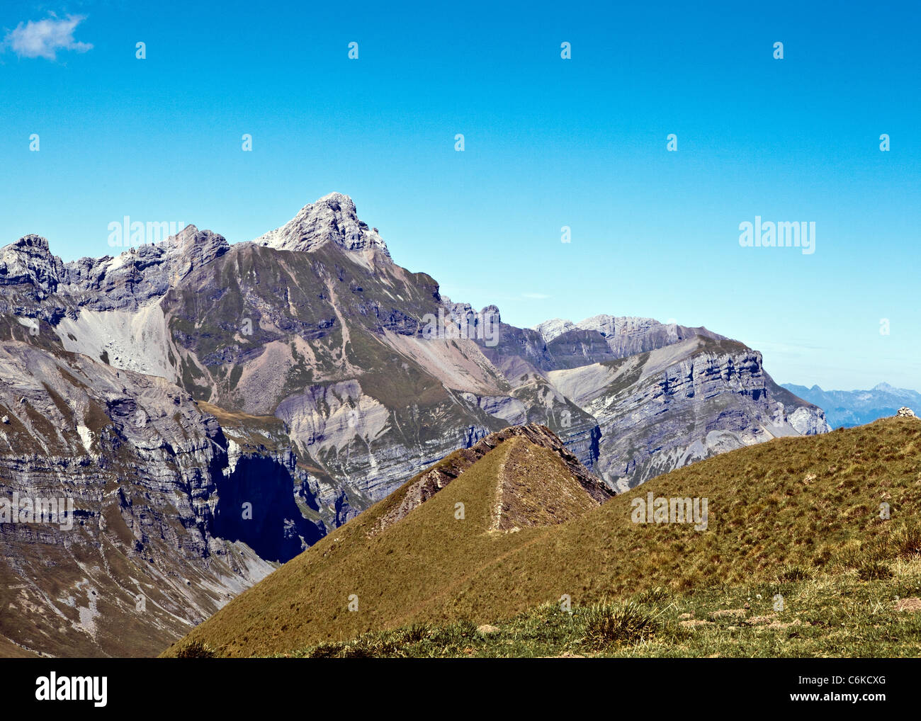 La Pointe Percée,nel massiccio del Les Aravis (Alpi Francesi) Foto Stock