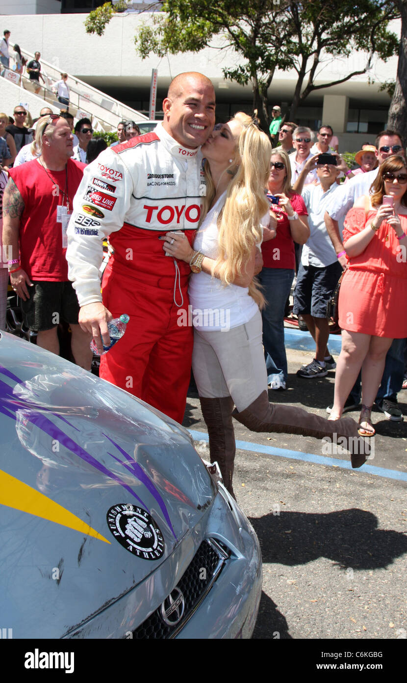 Tito Ortiz e Jenna Jameson il 2011 Toyota Grand Prix Pro Celebrity Race alla Toyota Grand Prix in pista nella lunga spiaggia Los Foto Stock