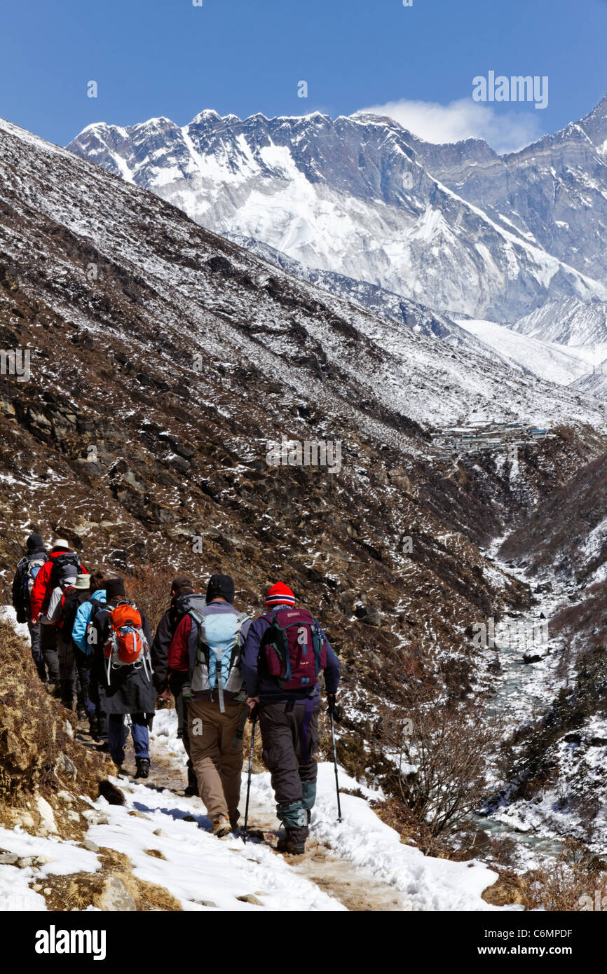 Trekking a piedi verso Everest, Everest Regione, Nepal Foto Stock